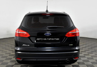 Подержанный автомобиль Ford Focus Wagon 2018 года (4 фото)