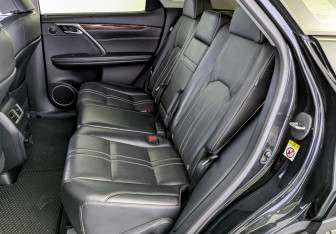 Подержанный автомобиль Lexus RX 2016 года (12 фото)