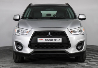 Подержанный автомобиль Mitsubishi ASX 2012 года (2 фото)