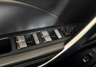 Подержанный автомобиль Geely Atlas Pro 2023 года (19 фото)
