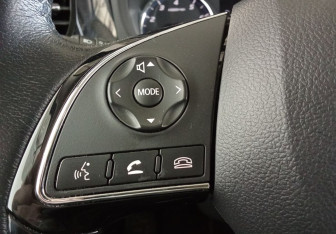 Подержанный автомобиль Mitsubishi Outlander 2020 года (16 фото)