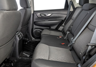 Подержанный автомобиль Nissan X-Trail 2019 года (18 фото)