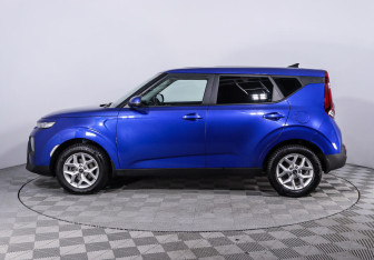 Подержанный автомобиль Kia Soul 2020 года (3 фото)