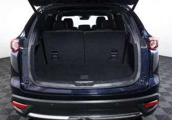 Подержанный автомобиль Mazda CX-9 2022 года (9 фото)