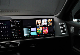 Подержанный автомобиль LiXiang L9 2024 года (19 фото)