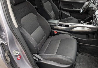 Подержанный автомобиль Geely Coolray 2022 года (22 фото)