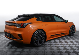 Подержанный автомобиль Zeekr 001 2024 года (5 фото)