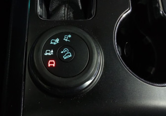 Подержанный автомобиль Ford Explorer 2017 года (16 фото)