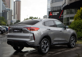 Подержанный автомобиль Haval F7x 2023 года (4 фото)