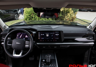 Подержанный автомобиль Haval H3 2024 года (10 фото)