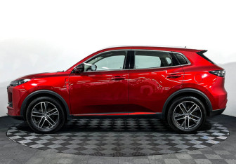 Подержанный автомобиль Changan UNI-S 2024 года (8 фото)