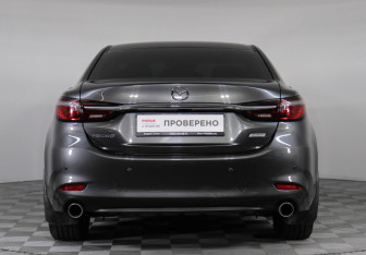 Подержанный автомобиль Mazda 6 Sedan 2019 года (6 фото)