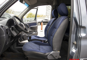 Подержанный автомобиль Peugeot Partner 2007 года (16 фото)