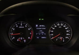 Подержанный автомобиль Kia Rio Sedan 2017 года (11 фото)