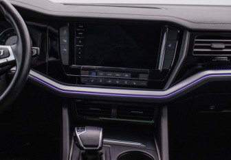 Подержанный автомобиль Volkswagen Touareg 2018 года (13 фото)