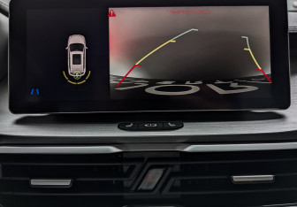 Подержанный автомобиль Geely Coolray 2023 года (26 фото)