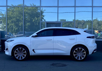 Подержанный автомобиль Changan UNI-K 2023 года (8 фото)