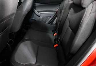 Подержанный автомобиль Skoda Yeti 2017 года (8 фото)