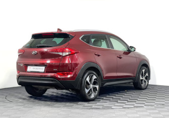 Подержанный автомобиль Hyundai Tucson 2016 года (5 фото)