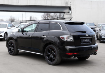 Подержанный автомобиль Mazda CX-7 2011 года (7 фото)