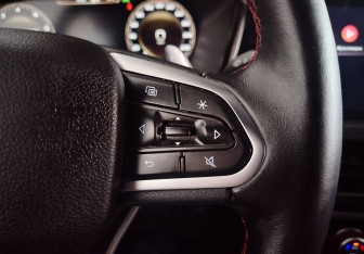 Подержанный автомобиль Geely Tugella 2022 года (16 фото)