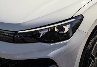 Подержанный автомобиль Volkswagen Tiguan 2024 года (34 фото)