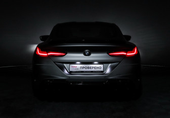 Подержанный автомобиль BMW M8 Coupe 2019 года (20 фото)