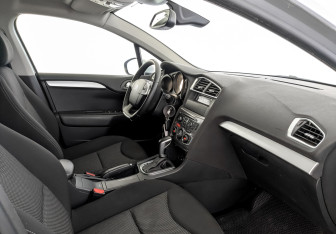 Подержанный автомобиль Citroen C4 Sedan 2020 года (11 фото)