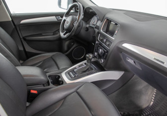 Подержанный автомобиль Audi Q5 2015 года (9 фото)