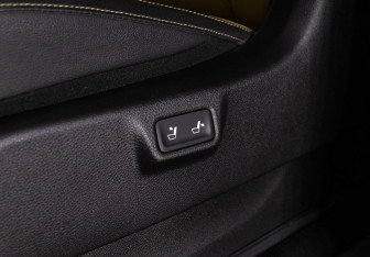 Подержанный автомобиль Kia Carnival 2020 года (21 фото)