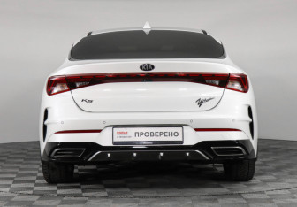Подержанный автомобиль Kia K5 2020 года (6 фото)