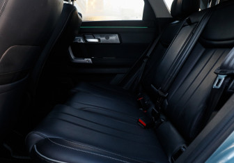 Подержанный автомобиль Jaecoo J7 2023 года (10 фото)