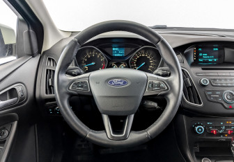 Подержанный автомобиль Ford Focus Hatchback 2019 года (21 фото)