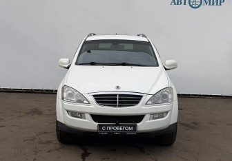 Подержанный автомобиль SsangYong Kyron 2012 года (2 фото)