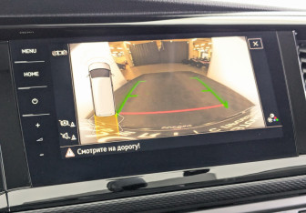 Подержанный автомобиль Volkswagen Caravelle 2022 года (29 фото)