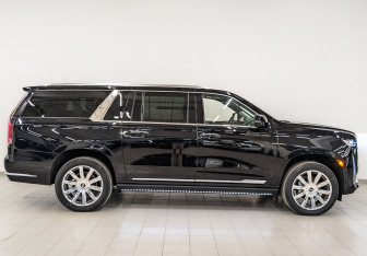 Новый Cadillac Escalade Suv 2023 (4 фото)