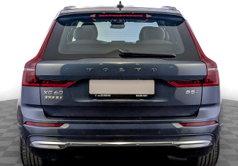 Новый Volvo XC60 2025 (6 фото)
