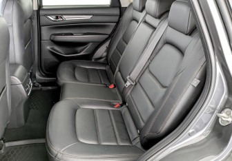 Подержанный автомобиль Mazda CX-5 2020 года (12 фото)