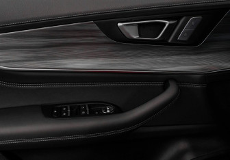 Подержанный автомобиль Chery Tiggo 8 Pro Max 2023 года (19 фото)