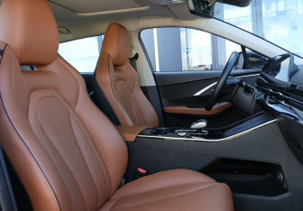 Подержанный автомобиль Omoda C5 2023 года (26 фото)