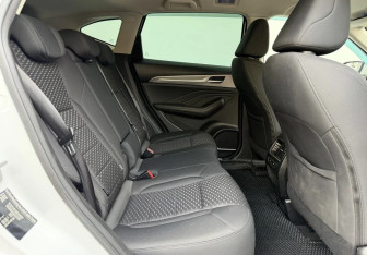 Подержанный автомобиль Haval F7 2021 года (11 фото)