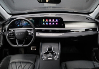 Подержанный автомобиль Chery Tiggo 8 Pro Max 2024 года (11 фото)