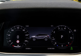 Подержанный автомобиль Land Rover Range Rover Evoque 2020 года (8 фото)