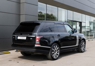 Подержанный автомобиль Land Rover Range Rover 2014 года (5 фото)
