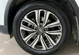 Подержанный автомобиль Chery Tiggo 8 2021 года (9 фото)