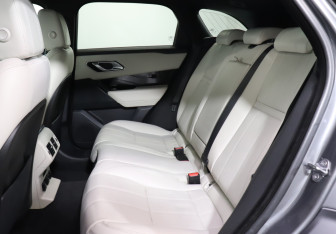 Подержанный автомобиль Land Rover Range Rover Velar 2018 года (10 фото)