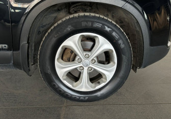 Подержанный автомобиль Kia Sorento 2013 года (21 фото)