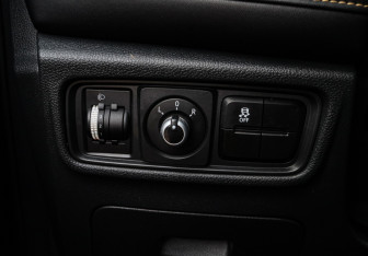 Подержанный автомобиль Москвич 3 2022 года (18 фото)