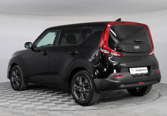 Подержанный автомобиль Kia Soul 2019 года (7 фото)