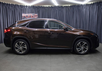 Подержанный автомобиль Lexus RX 2015 года (4 фото)